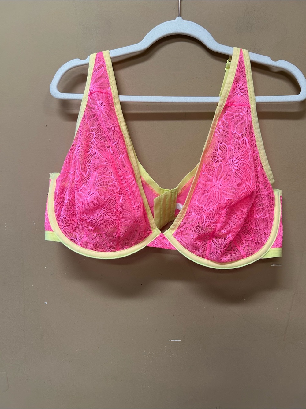 Lane Bryant Cacique High Apex Plunge Bra 46DD Rosa Neon Pink Lace Underwired